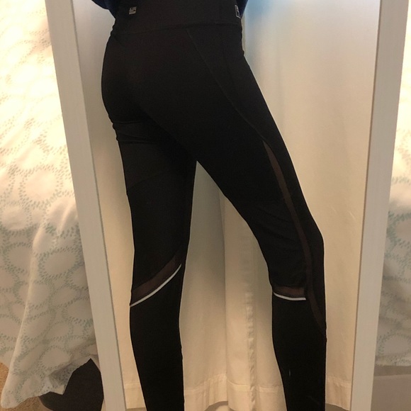 Fila Sport Legging Size Medium - Picture 2 of 6